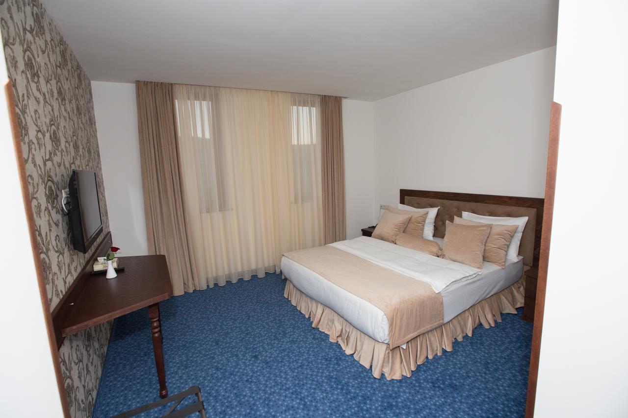 Faria Boutique Hotel Tsaghkadzor Exteriör bild