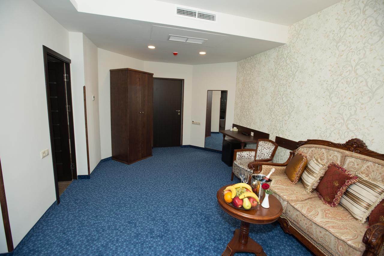 Faria Boutique Hotel Tsaghkadzor Exteriör bild